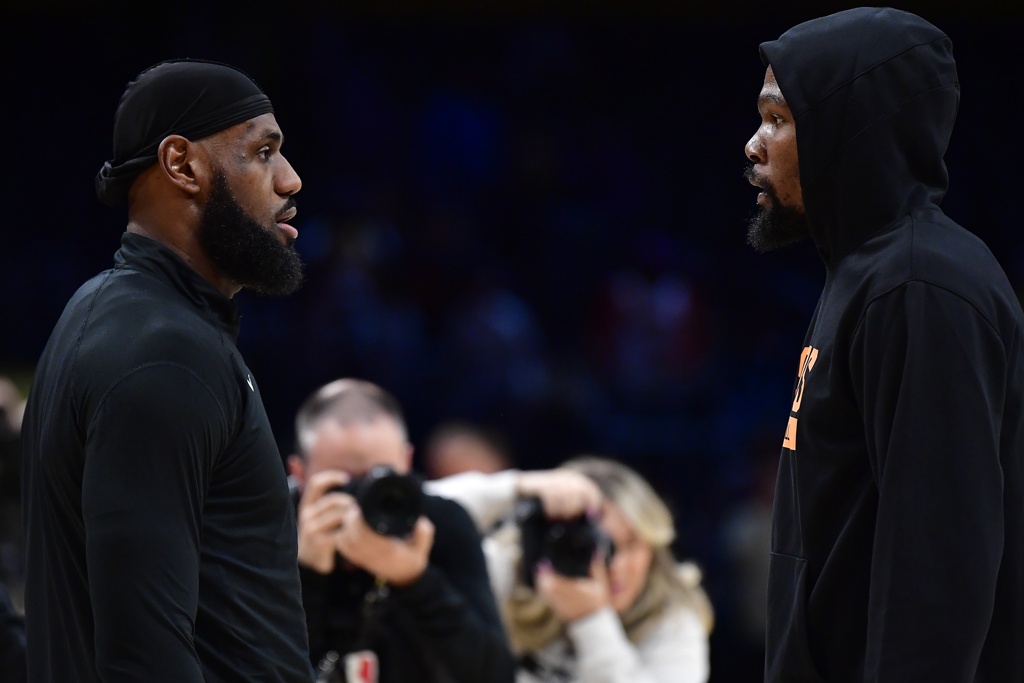 NBA发薪方式有多爽？半个月发一次 少数球星开工前就能领一半薪水